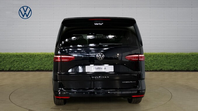 Volkswagen Multivan 1.5 TSI eHybrid Life 5dr 4MOTION DSG Estate - Image 8